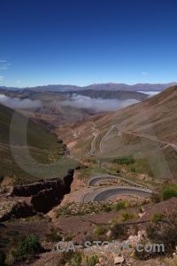 Altitude cloud salta tour andes valley.