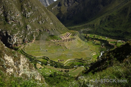 Altitude peru llaqtapata terrace river.