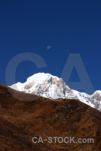 Annapurna south snowcap asia sky modi khola valley.