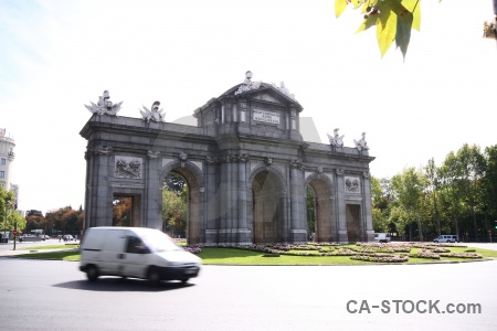 Archway spain madrid car tree.