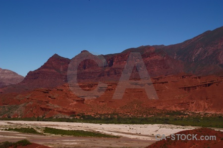 Argentina rio reconquista quebrada de cafayate bush sky.