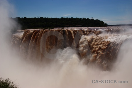 Argentina spray garganta del diablo waterfall iguassu falls.