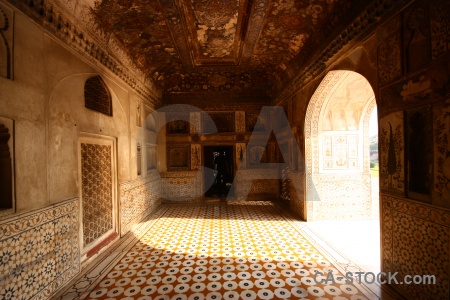 Asia mausoleum inside india mughal.