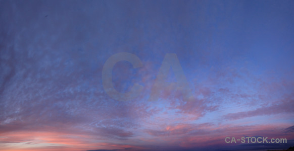 Blue sky purple cloud.