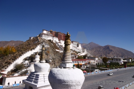 Buddhist monastery stupa tibet altitude.