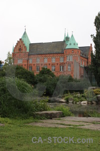 Building white green castle.