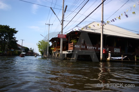 Canal damnoen saduak boat market vehicle.