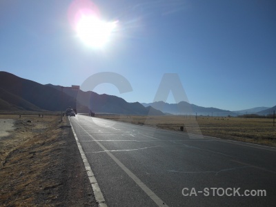 China road plateau sun altitude.