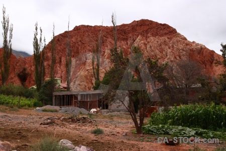 Cliff rock cerro de los siete colores salta tour landscape.