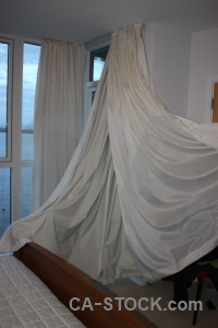 Cloth curtain object.