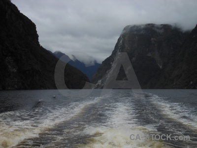 Cloud south island doubtful sound new zealand mountain.