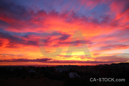 Cloud yellow purple sunrise red.