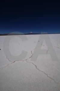 Crack altitude salinas grandes salt flat salta tour.