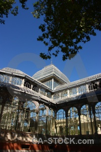 Crystal palace building glass madrid parque del retiro.