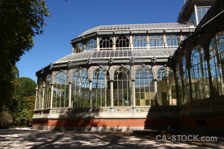 Crystal palace building spain parque del retiro glass.