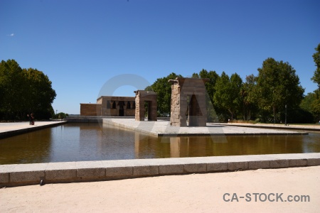 Debod europe madrid tree water.