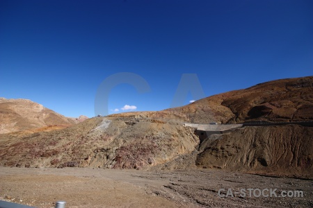 Desert arid mountain china plateau.