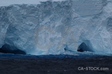 Drake passage iceberg day 4 water sea.