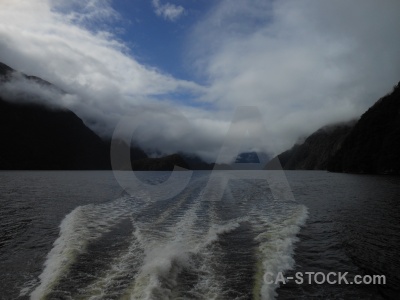 Fiord wake sky doubtful sound south island.