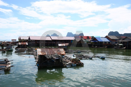 Floating ko panyi island boat cloud.