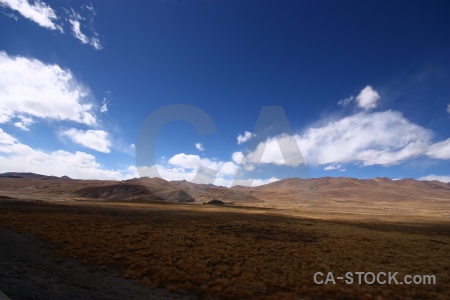 Friendship highway china tibet desert arid.