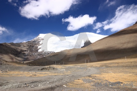 Friendship highway mountain cloud plateau sky.