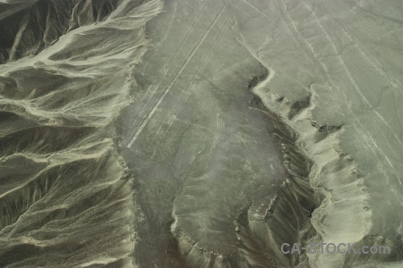 Geoglyph animal nazca lines bird flying.