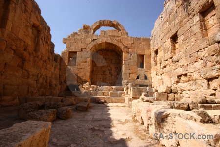 Gerasa roman archway archaeological jordan.