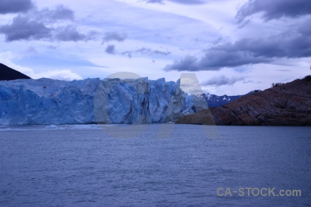 Glacier patagonia argentina cloud lago argentino.