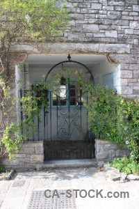 Green door white.