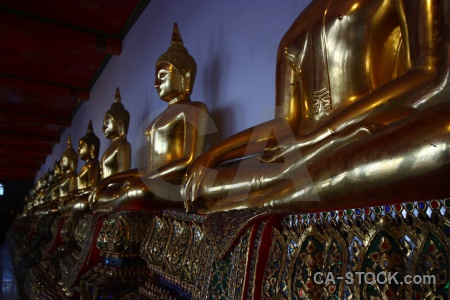 Inside southeast asia bangkok wat pho gold.