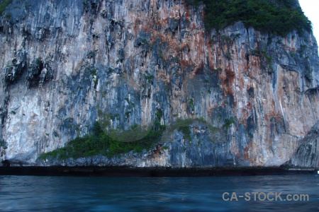 Limestone tropical rock phi island ko ley.