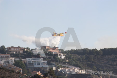 Montgo fire airplane europe firefighting spain.