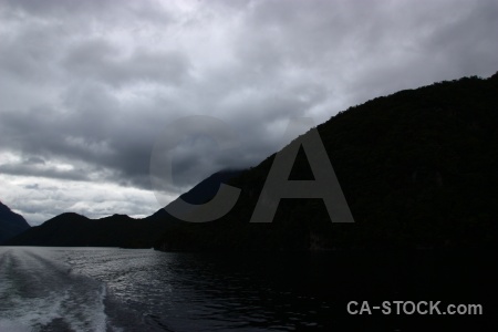 Mountain cloud south island wake new zealand.