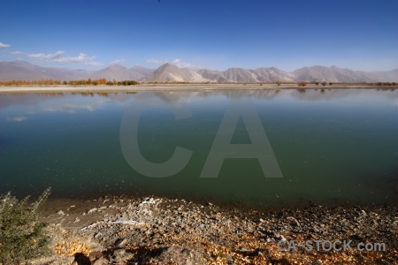 Mountain plateau desert dry yarlung.