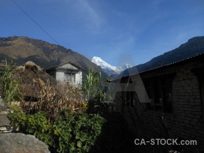 Nepal sky building ulleri snow.