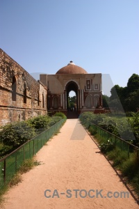 New delhi sky monument qutub minar unesco.