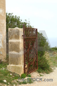 Object white texture gate green.