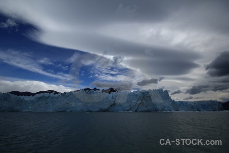 Patagonia lago argentino glacier perito moreno cloud.