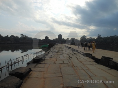 Person cloud temple ruin khmer.