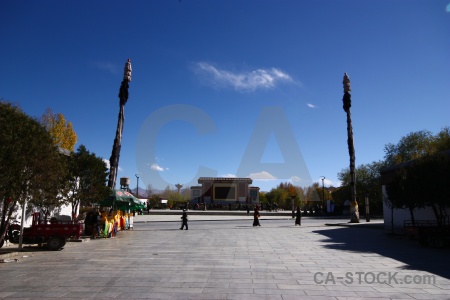 Pillar himalayan china tashilhunpo monastery column.