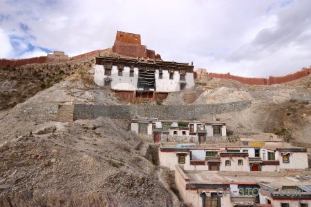 Plateau cloud china himalayan monastery.