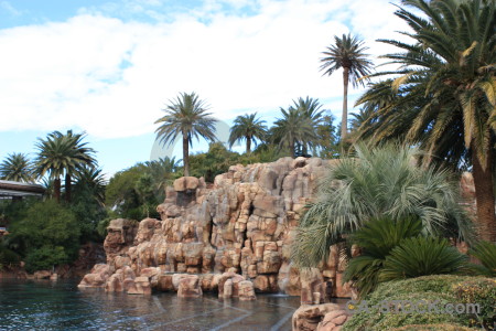 Pool cliff fountain water rock.