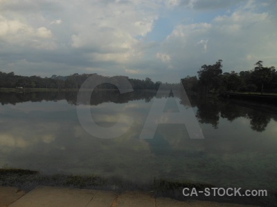 Preah pisnulok pond temple cambodia unesco.