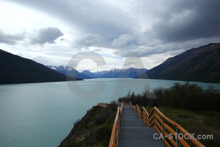 Railing argentina lago argentino patagonia lake.