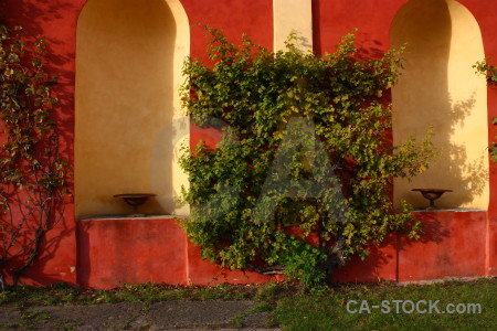 Red archway orange wall brown.