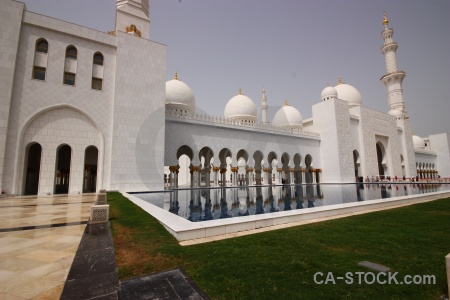 Reflection water sheikh zayed grand arabian.