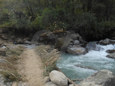 River south asia annapurna sanctuary trek path himalayan.