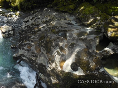 River water cleddau river boulder south island.