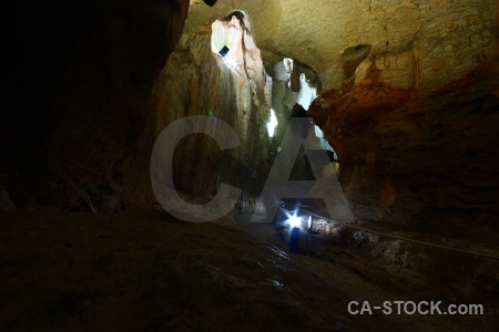 Rock cueva de las calaveras cave benidoleig javea.